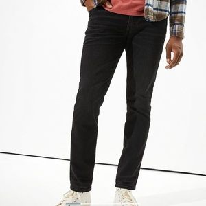 American Eagle Men’s Black AirFlex Slim Jean, Size 26x28